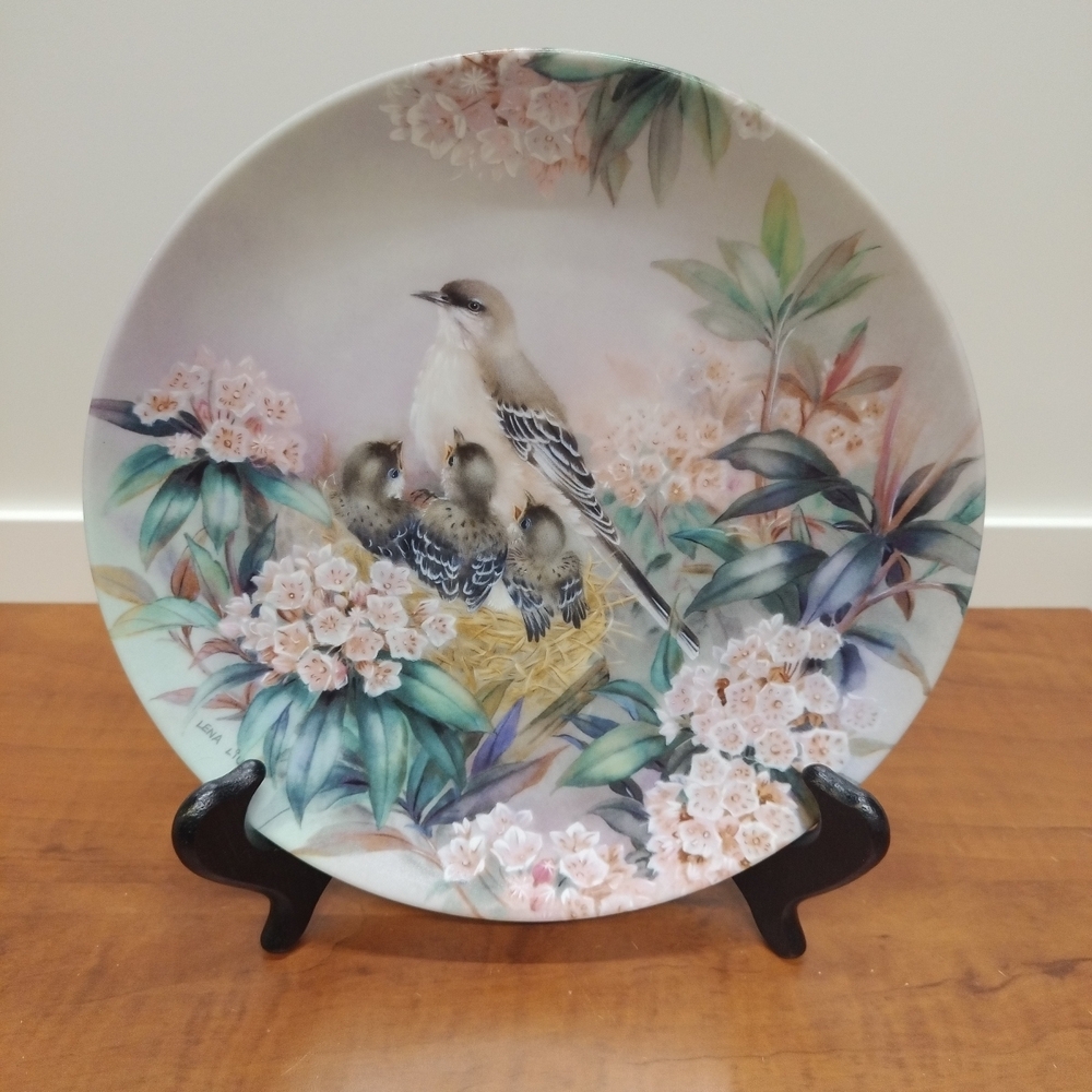 1991 Song Of Spring by Lena Liu Nature's Poetry Series Bradex 8.5"
